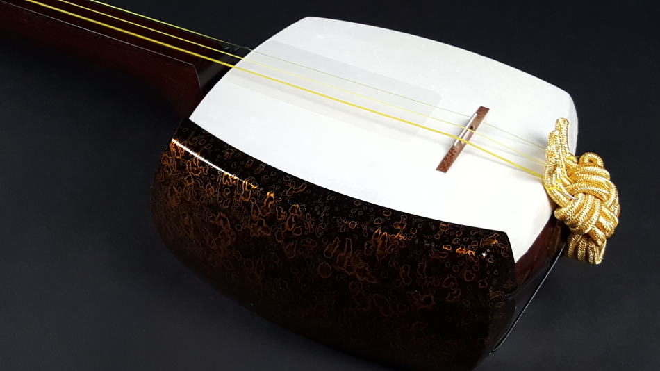 津軽三味線 紅木 太棹 正寸 皮破れあり海宝堂製 - 和楽器